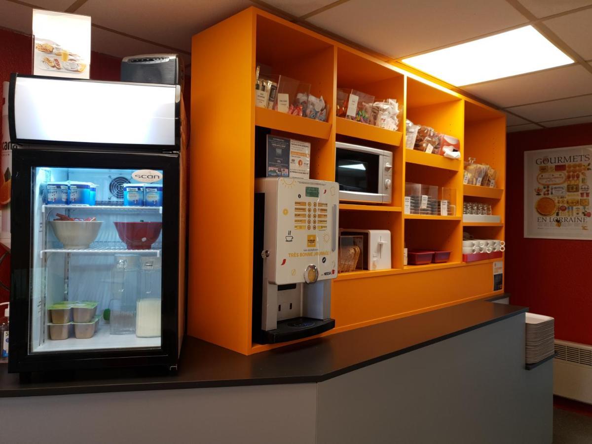 东南锡艾瑟普瑞米尔经典酒店 埃塞·莱斯·南锡 外观 照片